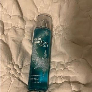 Fresh Sparkling Snow Bath and Body Works